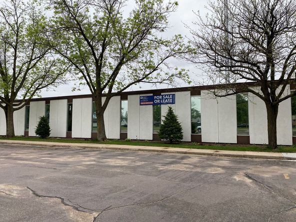 Waseca Office/Industrial - 299 Johnson Ave. - Lease: 299 Johnson Ave SW, Waseca, MN 56093